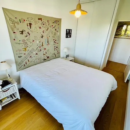 Apartment Mosaic Furnished Flat *